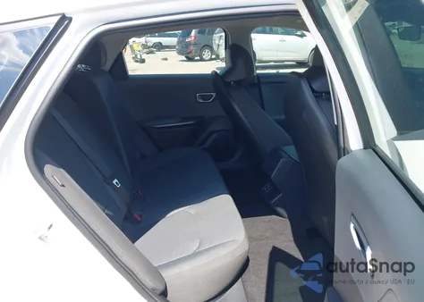 2025 Kia K4 Lxs из США, поврежденный, VIN 3KPFT4DEXSE033094